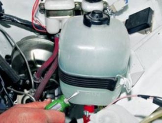 Сколько антифриза в ваз 2107 — и как его поменять